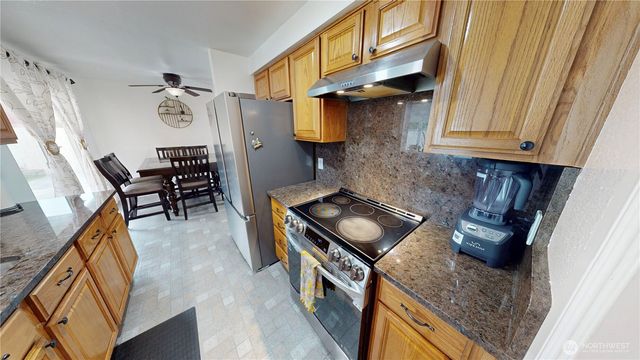 218 S 24th Street S, Mount Vernon, WA 98274