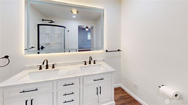 218 S 24th Street S, Mount Vernon, WA 98274