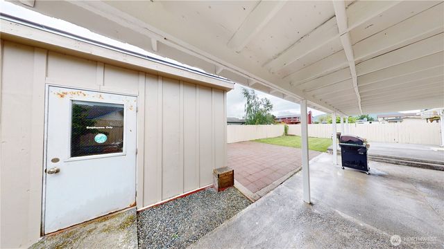 218 S 24th Street S, Mount Vernon, WA 98274
