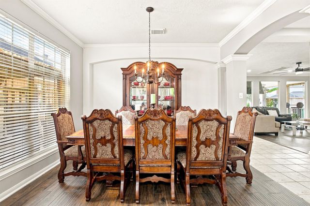 15214 Walden Park Court, Houston, TX 77049