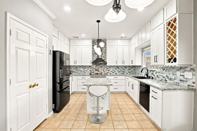 15214 Walden Park Court, Houston, TX 77049
