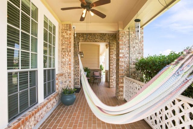 15214 Walden Park Court, Houston, TX 77049