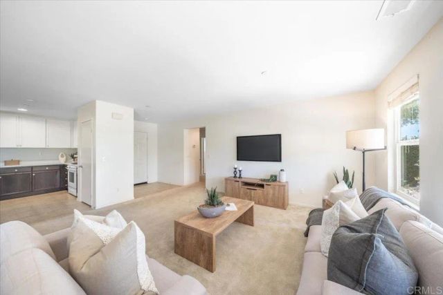 352 Tom McGuinness Jr Circle, Fallbrook, CA 92028