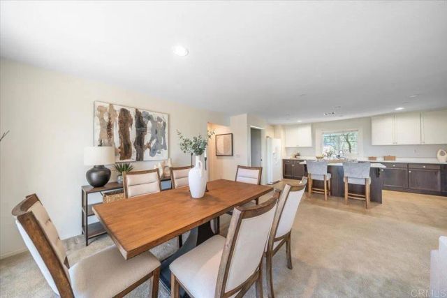 352 Tom McGuinness Jr Circle, Fallbrook, CA 92028