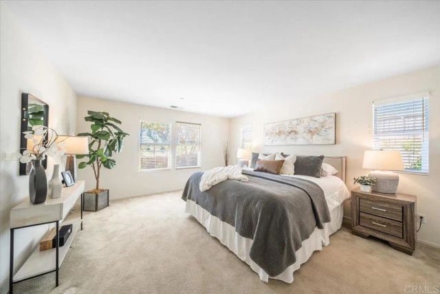 352 Tom McGuinness Jr Circle, Fallbrook, CA 92028
