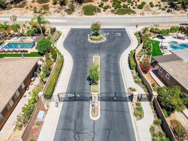352 Tom McGuinness Jr Circle, Fallbrook, CA 92028