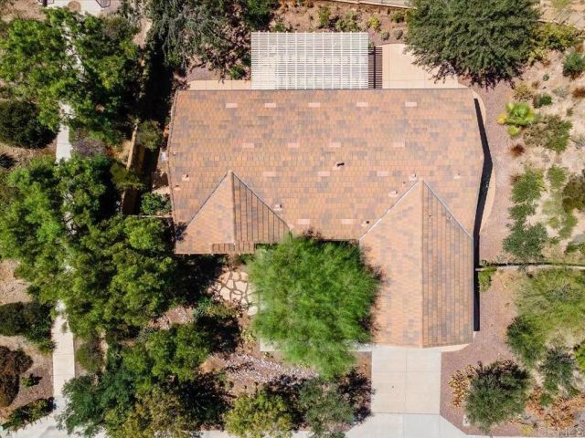 352 Tom McGuinness Jr Circle, Fallbrook, CA 92028