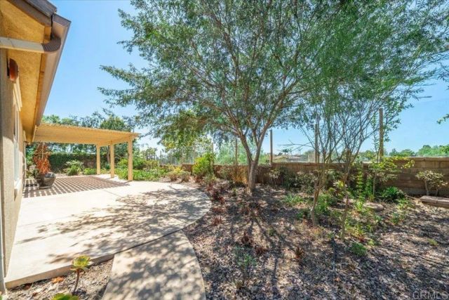 352 Tom McGuinness Jr Circle, Fallbrook, CA 92028