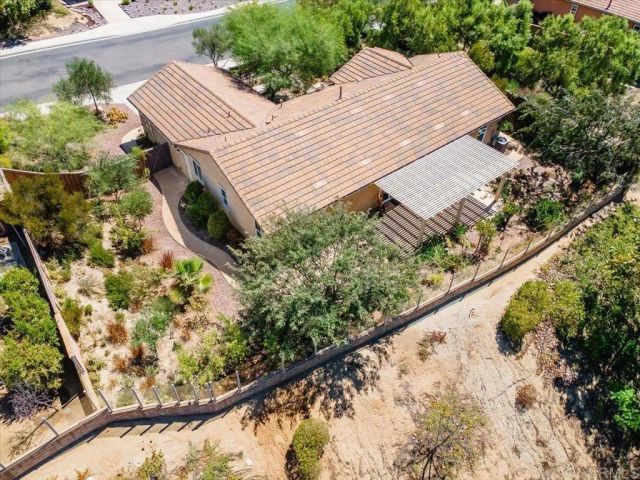 352 Tom McGuinness Jr Circle, Fallbrook, CA 92028