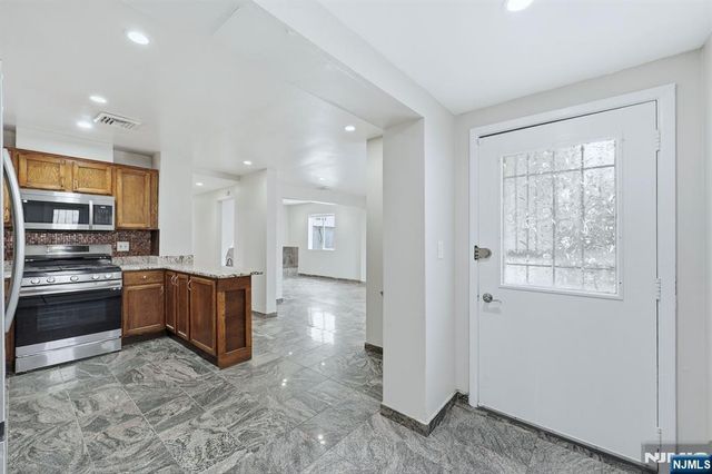 220 5th Street, Fairview, NJ 07022