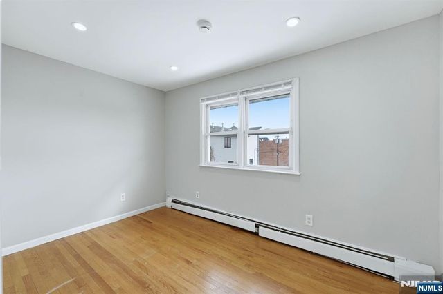 220 5th Street, Fairview, NJ 07022