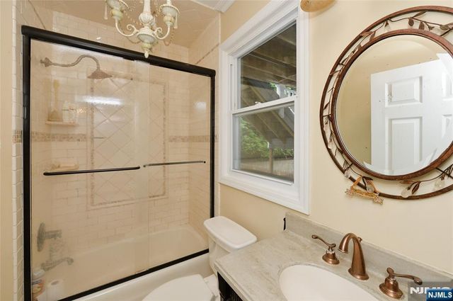 188 Highwood Avenue, Glen Rock, NJ 07452