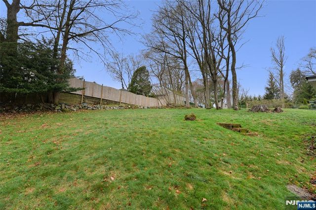 188 Highwood Avenue, Glen Rock, NJ 07452