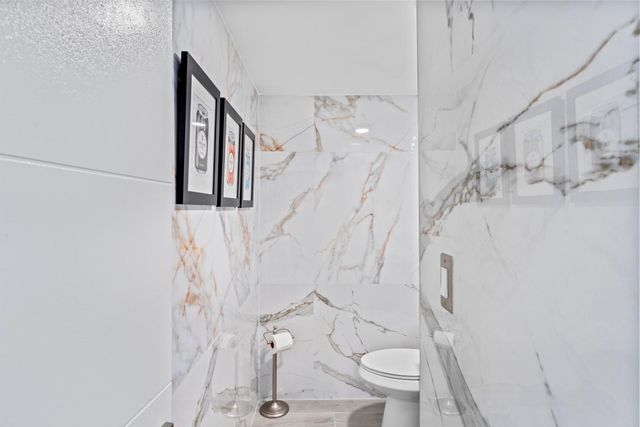 20379 W Country Club Drive 937, Aventura, FL 33180