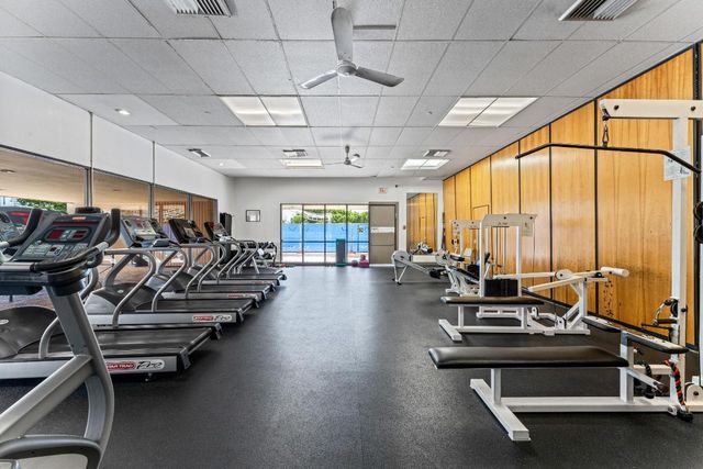 20379 W Country Club Drive 937, Aventura, FL 33180