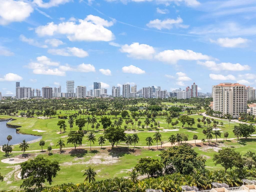 20379 W Country Club Drive 937, Aventura, FL 33180