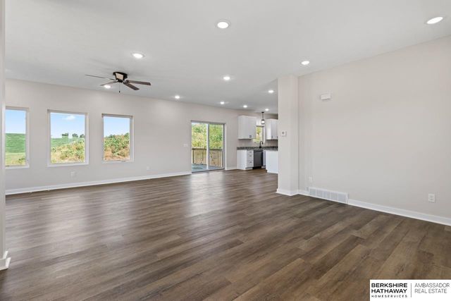 3025 Southern Hills Drive, Blair, NE 68008