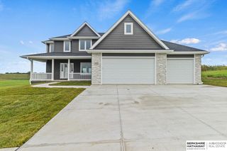 3025 Southern Hills Drive, Blair, NE 68008