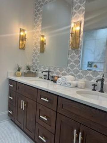 2150 W Monroe Street, Chicago, IL 60612