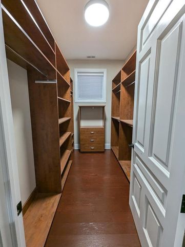 2150 W Monroe Street, Chicago, IL 60612