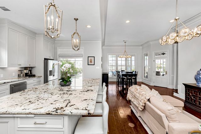 2544 Tiger Crossing Dr, Baton Rouge, LA 70810