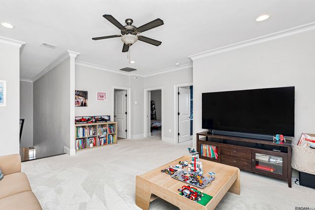 2544 Tiger Crossing Dr, Baton Rouge, LA 70810