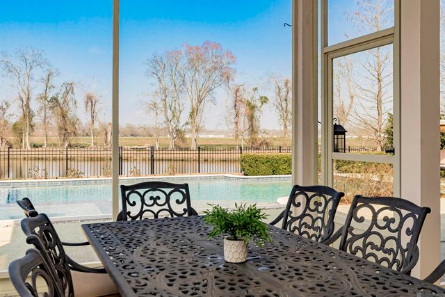 2544 Tiger Crossing Dr, Baton Rouge, LA 70810