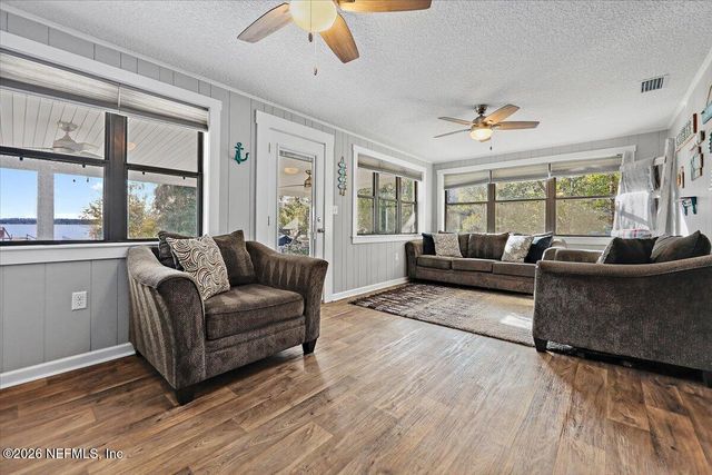 567 W HILLSBOROUGH Avenue, Florahome, FL 32140