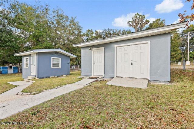 567 W HILLSBOROUGH Avenue, Florahome, FL 32140