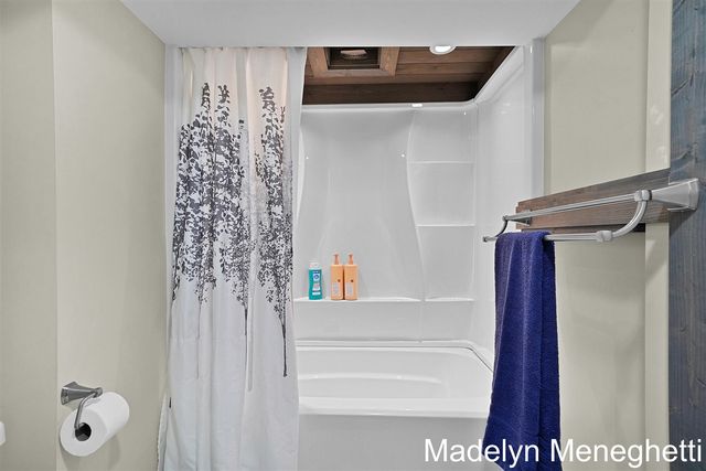 2765 Baldwin Street, Jenison, MI 49428