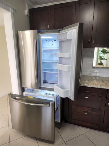 4700 WASHINGTON Street 308, Hollywood, FL 33021