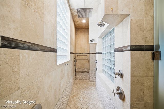 2990 Traverse Creek Lane, Las Vegas, NV 89135