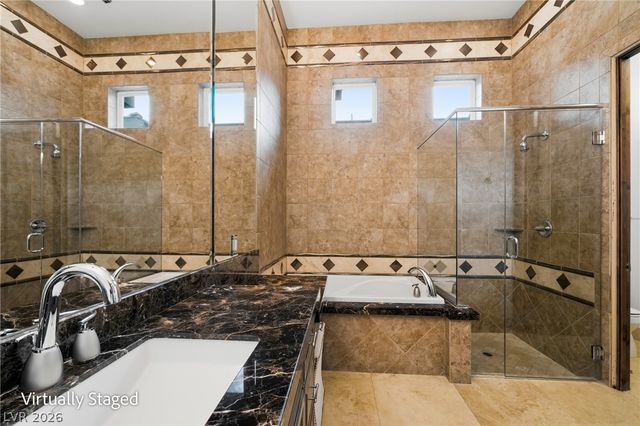 2990 Traverse Creek Lane, Las Vegas, NV 89135