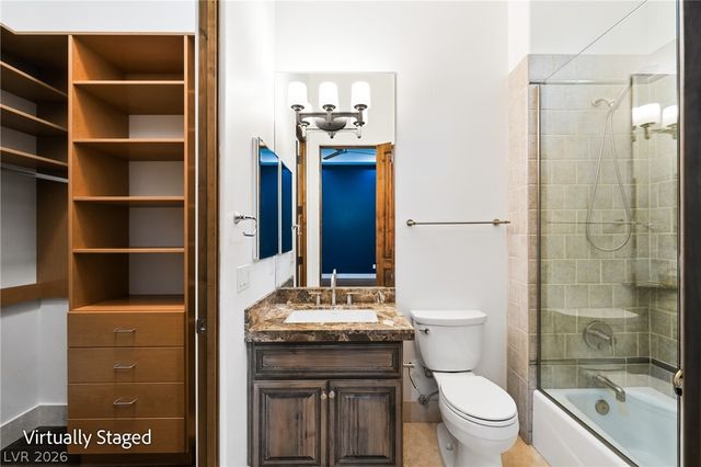 2990 Traverse Creek Lane, Las Vegas, NV 89135