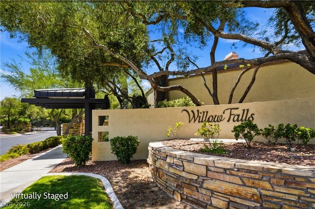 2990 Traverse Creek Lane, Las Vegas, NV 89135