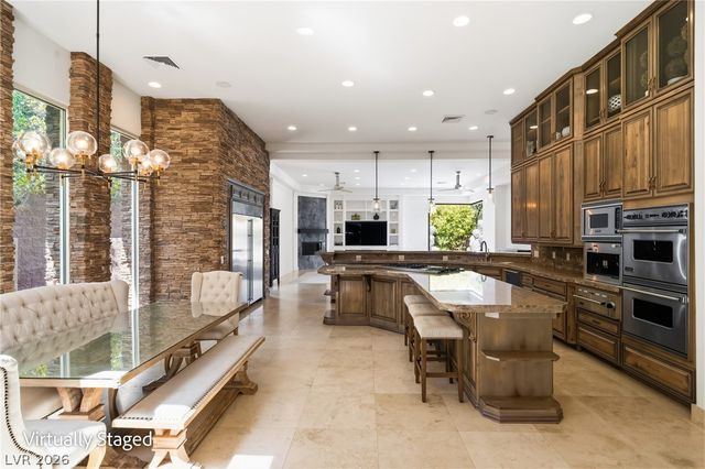 2990 Traverse Creek Lane, Las Vegas, NV 89135