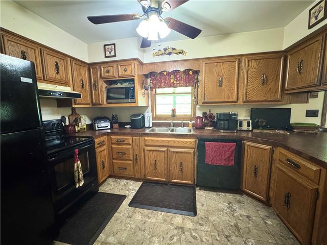 2935 Glenda Drive, Scott Twp, PA 16101