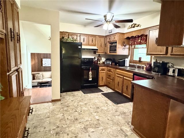 2935 Glenda Drive, Scott Twp, PA 16101