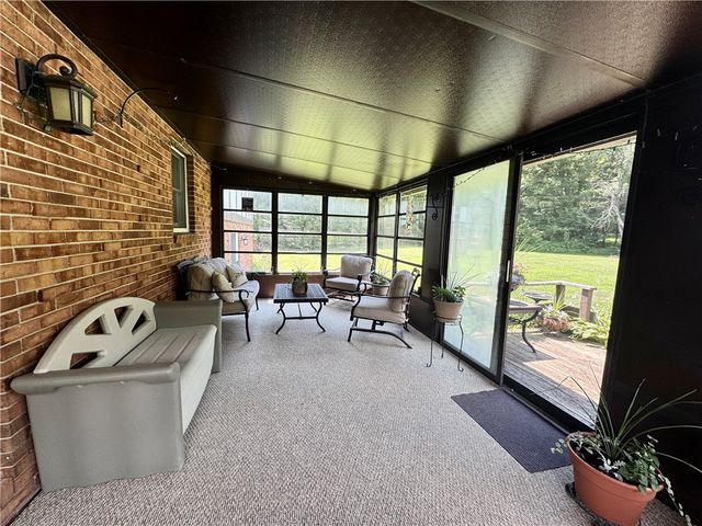 2935 Glenda Drive, Scott Twp, PA 16101