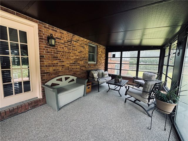 2935 Glenda Drive, Scott Twp, PA 16101