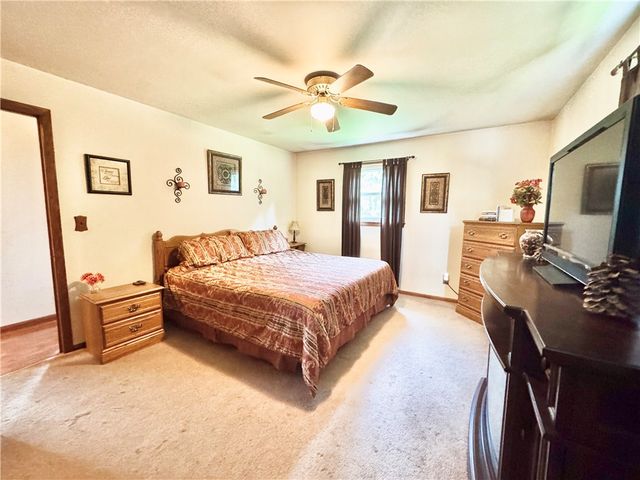 2935 Glenda Drive, Scott Twp, PA 16101