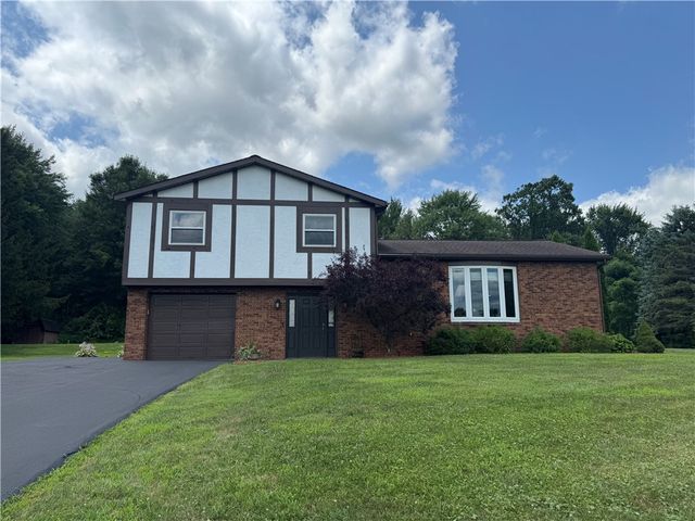 2935 Glenda Drive, Scott Twp, PA 16101