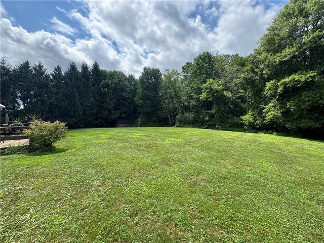 2935 Glenda Drive, Scott Twp, PA 16101