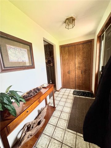 2935 Glenda Drive, Scott Twp, PA 16101