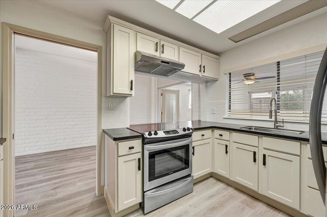 4525 N 66TH Street 24, Scottsdale, AZ 85251