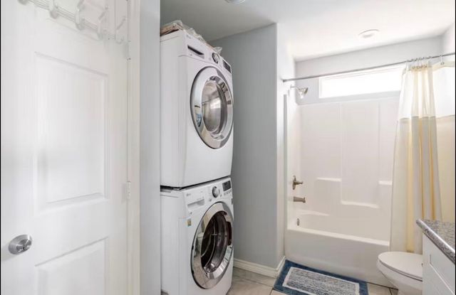 2494 Highway 87, Gilchrist, TX 77617