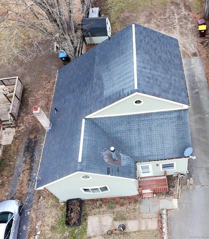 26 Peenpack Trail, Huguenot, NY 12746