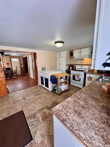 26 Peenpack Trail, Huguenot, NY 12746