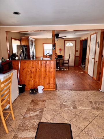 26 Peenpack Trail, Huguenot, NY 12746