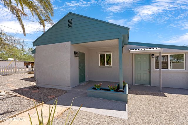 3150 E Presidio Road, Tucson, AZ 85716